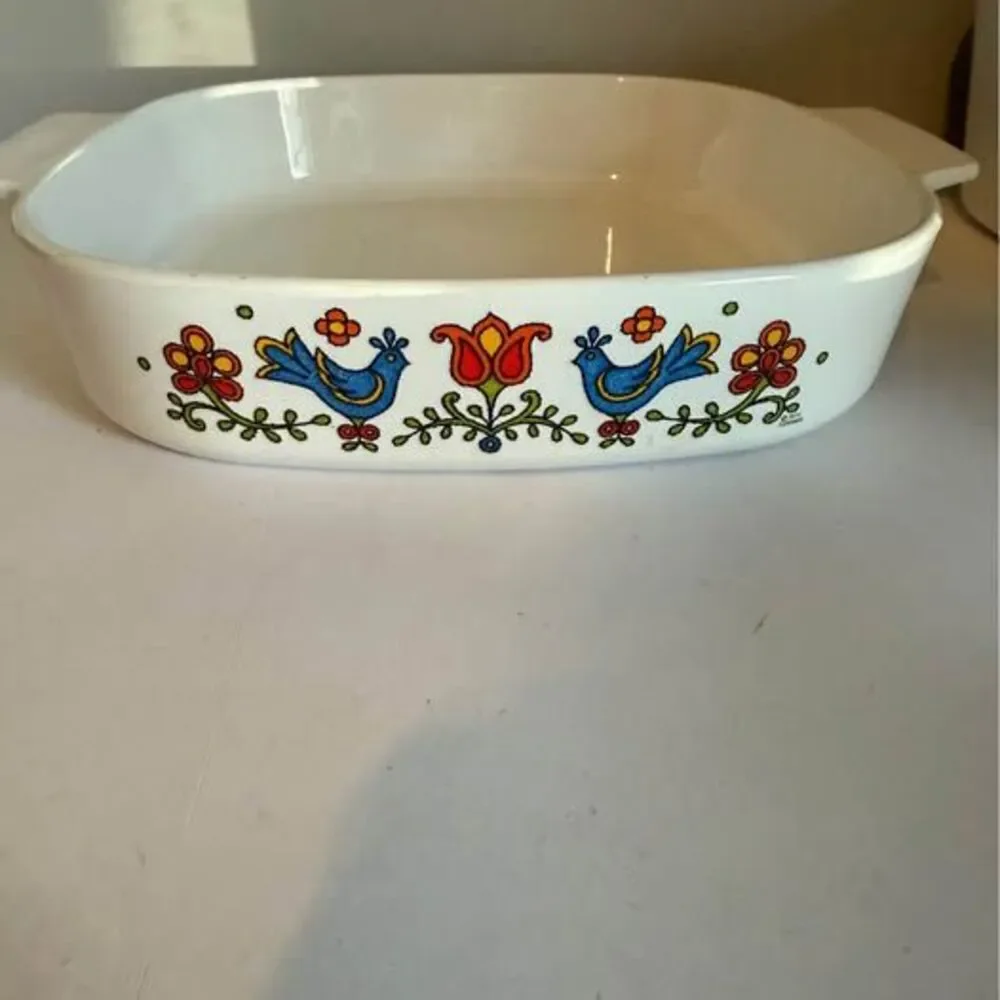 Vintage 1975 Corning Ware Festival Blue Bird Casserole Dishes with Lids. 1 quart